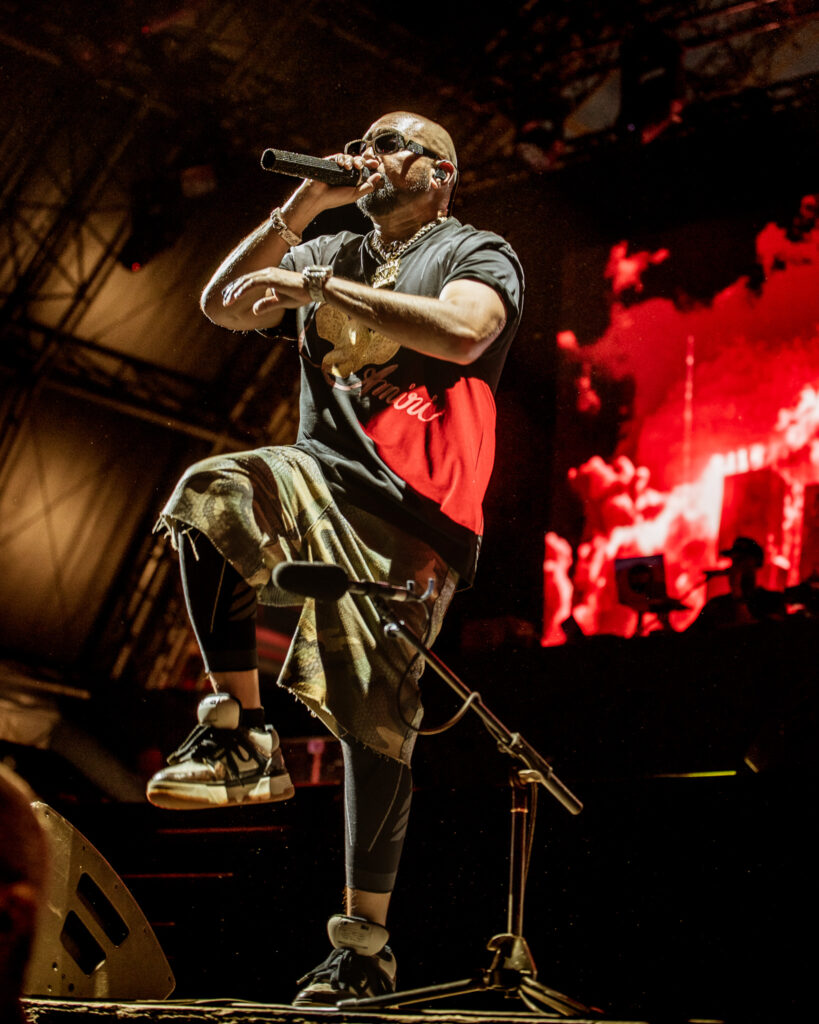Sean Paul with a raised knee during his live performance in Milan, Italy, at Kozel Carroponte,2026
